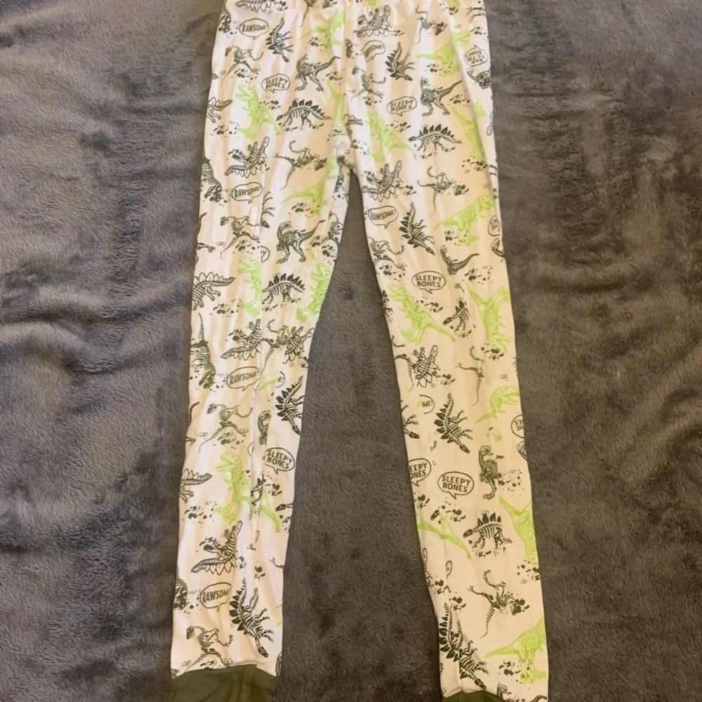 Green and White Dinosaur Pajama Set with Short Sleeves